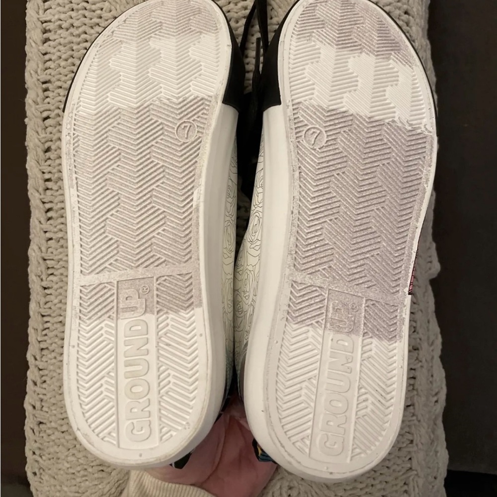 Ground Up Nightmare before Christmas shoes size 7